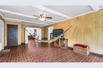 1615 Walworth Street, Greenville, TX 75401 - Photo 15