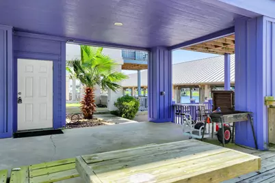 2207 Nelson Avenue, Port Bolivar, TX 77650 - Photo 9