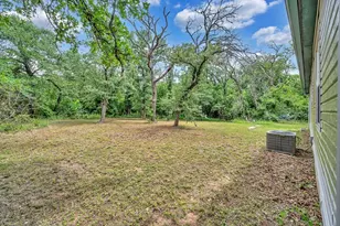 380 Oakgrove Cir, Elm Mott, TX 76640 - Photo 27