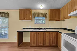 380 Oakgrove Cir, Elm Mott, TX 76640 - Photo 9