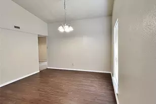 1802 Natchez Ct, Grand Prairie, TX 75052 - Photo 5