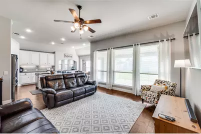 1116 Broken Wheel Trail, Aubrey, TX 76227 - Photo 5