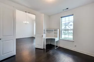 4418 Huntsman Ridge Ln, Arlington, TX 76005 - Photo 5