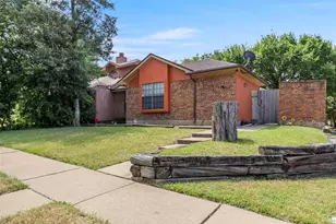 10204 Oak Terrace Cir, Dallas, TX 75227 - Photo 3