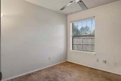 10204 Oak Terrace Circle, Dallas, TX 75227 - Photo 19