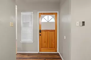 10204 Oak Terrace Cir, Dallas, TX 75227 - Photo 7