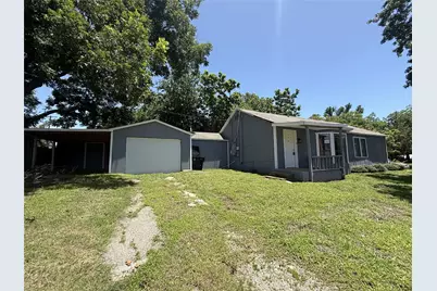 1131 W Shepherd Street, Denison, TX 75020 - Photo 1