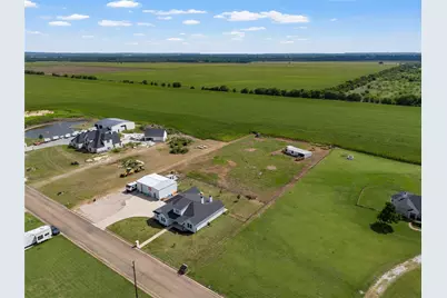 177 Mel Drive, Woodway, TX 76712 - Photo 9