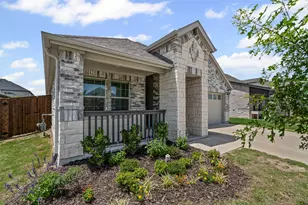 10637 Brookshire Rd, Fort Worth, TX 76126 - Photo 3