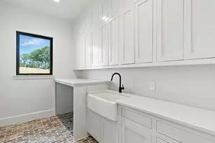 527 Royal Santana Run, Weatherford, TX 76087 - Photo 31