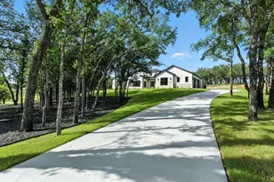 527 Royal Santana Run, Weatherford, TX 76087 - Photo 37