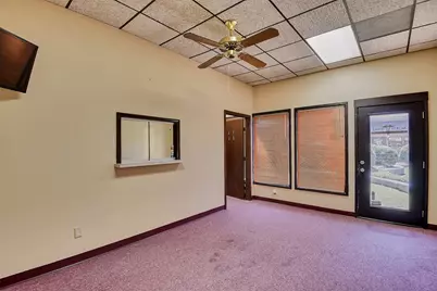 529 W Wheatland, Duncanville, TX 75116 - Photo 3