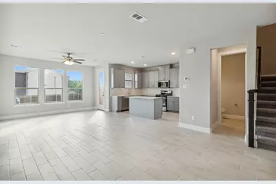 641 Hutchinson Lane, Lewisville, TX 75077 - Photo 7