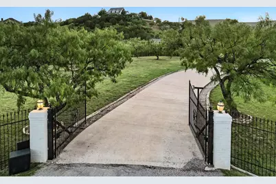 214 County Road 693, Buffalo Gap, TX 79508 - Photo 5