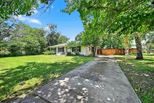 607 W Ash St, Celina, TX 75009 - Photo 5