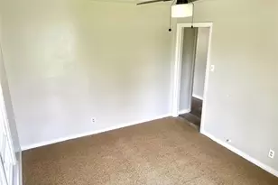 102 E Walker Ave, Temple, TX 76501 - Photo 17