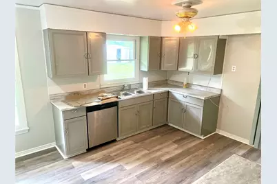 102 E Walker Avenue, Temple, TX 76501 - Photo 13