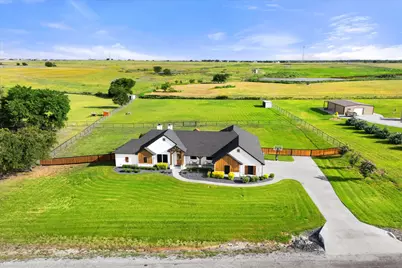 1074 Pioneer Crossing, Weatherford, TX 76088 - Photo 1