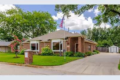 2004 Turf Club Drive, Arlington, TX 76017 - Photo 1