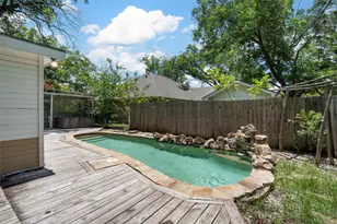 308 S Reagan St, West, TX 76691 - Photo 25