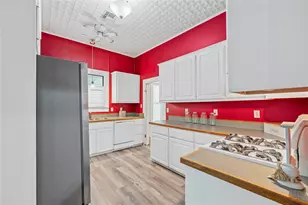 308 S Reagan St, West, TX 76691 - Photo 17