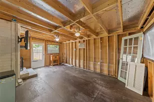 308 S Reagan St, West, TX 76691 - Photo 23