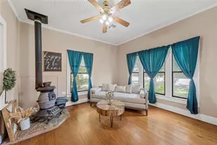 308 S Reagan St, West, TX 76691 - Photo 7