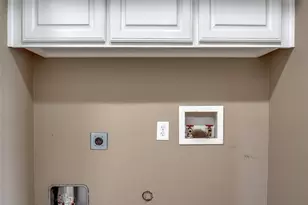 503 Mesquite Dr, Rio Vista, TX 76093 - Photo 13