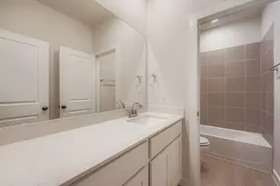 1009 Park Oak Ln, Crowley, TX 76036 - Photo 9