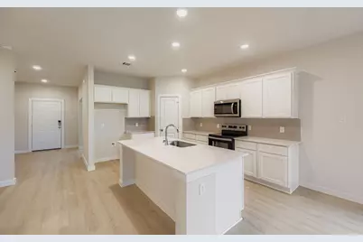 1009 Park Oak Lane, Crowley, TX 76036 - Photo 3