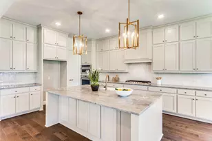 1001 Emery Ct, Willow Park, TX 76087 - Photo 5