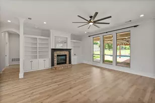 6417 Gehrig Cir, Burleson, TX 76028 - Photo 7