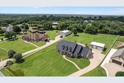 6417 Gehrig Circle, Burleson, TX 76028 - Photo 31