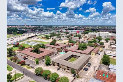 1421 S 12th Street #211, Waco, TX 76706 - Photo 19