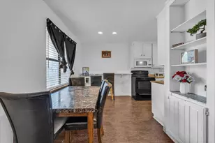 1421 S 12th St, Waco, TX 76706 - Photo 5