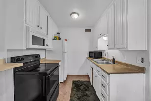 1421 S 12th St, Waco, TX 76706 - Photo 7