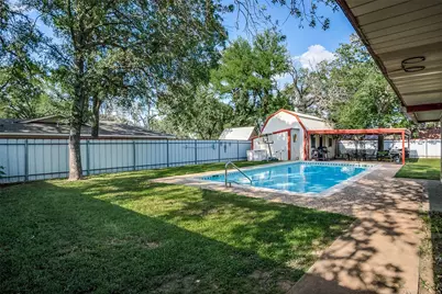 1102 Cactus Street, Mineral Wells, TX 76067 - Photo 1