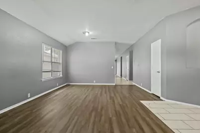 2023 Earnhardt Way, Dallas, TX 75217 - Photo 7