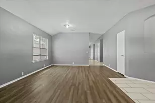 2023 Earnhardt Way, Dallas, TX 75217 - Photo 7