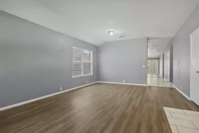 2023 Earnhardt Way, Dallas, TX 75217 - Photo 3