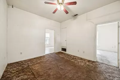 909 E High Street, Terrell, TX 75160 - Photo 5