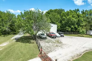 205 Private Rd, Decatur, TX 76234 - Photo 5