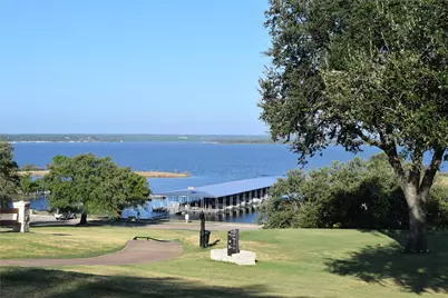 19066 White Bluff Drive, Whitney, TX 76692 - Photo 11