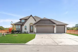 301 Saddlewood Trl, Commerce, TX 75428 - Photo 3