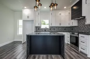 204 W Collins, Decatur, TX 76234 - Photo 13