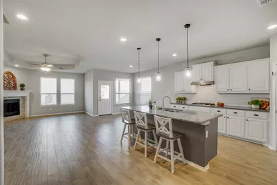 821 Meadows Drive, Argyle, TX 76226 - Photo 7