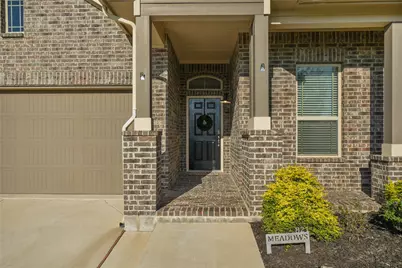 821 Meadows Drive, Argyle, TX 76226 - Photo 3
