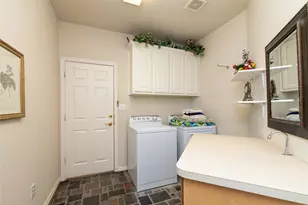 1605 Villa Ct, Corinth, TX 76210 - Photo 33