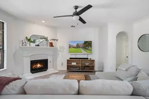 4570 Cape Charles Dr, Plano, TX 75024 - Photo 9