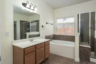 1220 Berkeley Dr, Burleson, TX 76028 - Photo 31